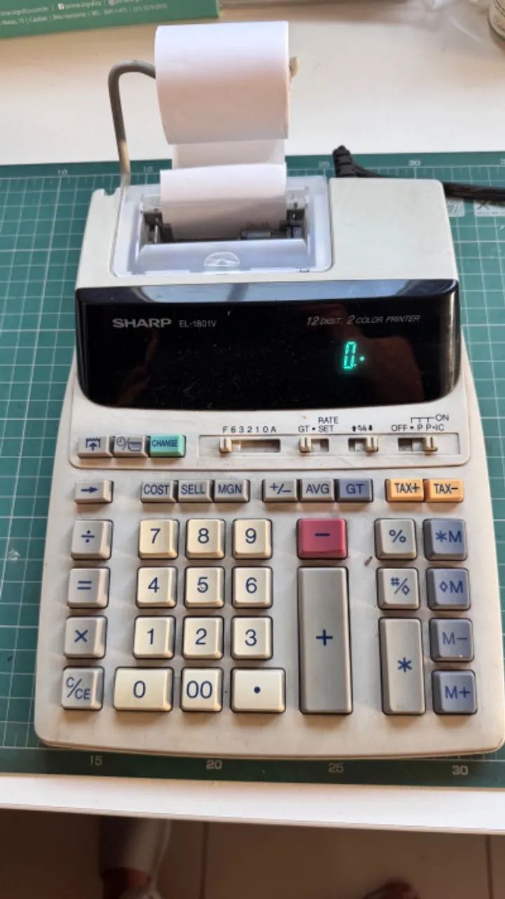 Calculadora de mesa Sharp EL1801V
