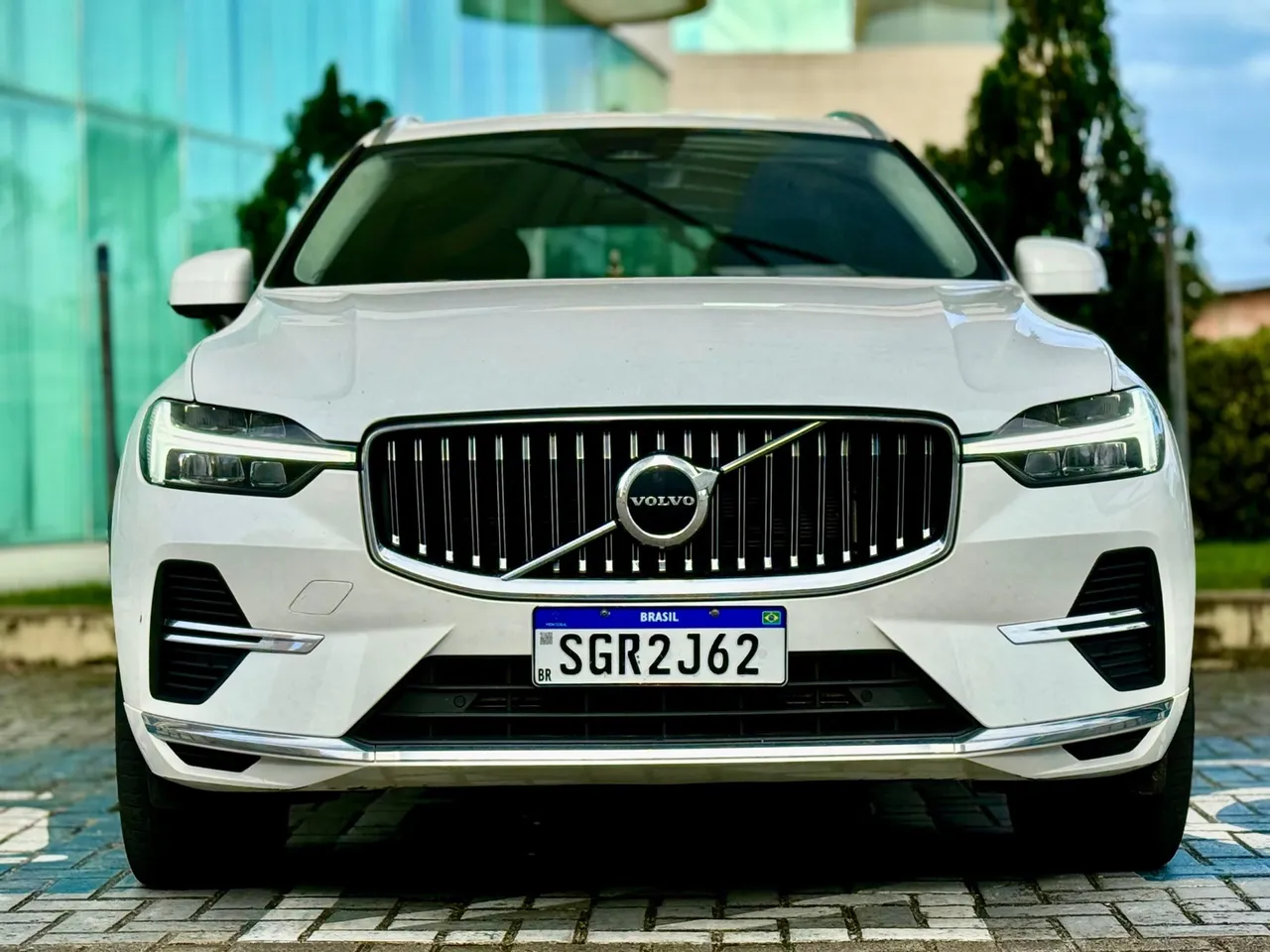Volvo xc60 (2023)