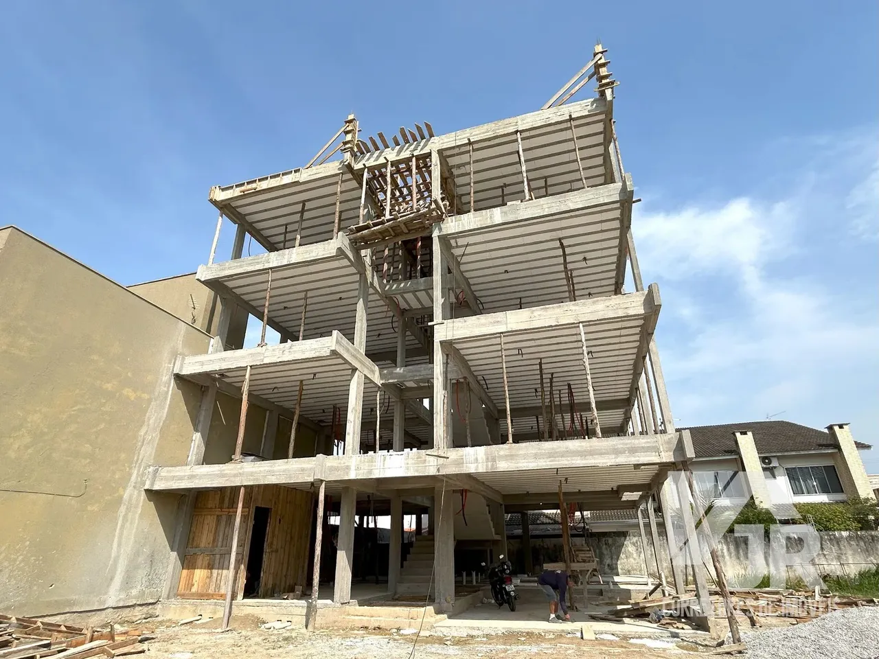 Apartamento em Construção com 2 quartos a venda em Camboriú