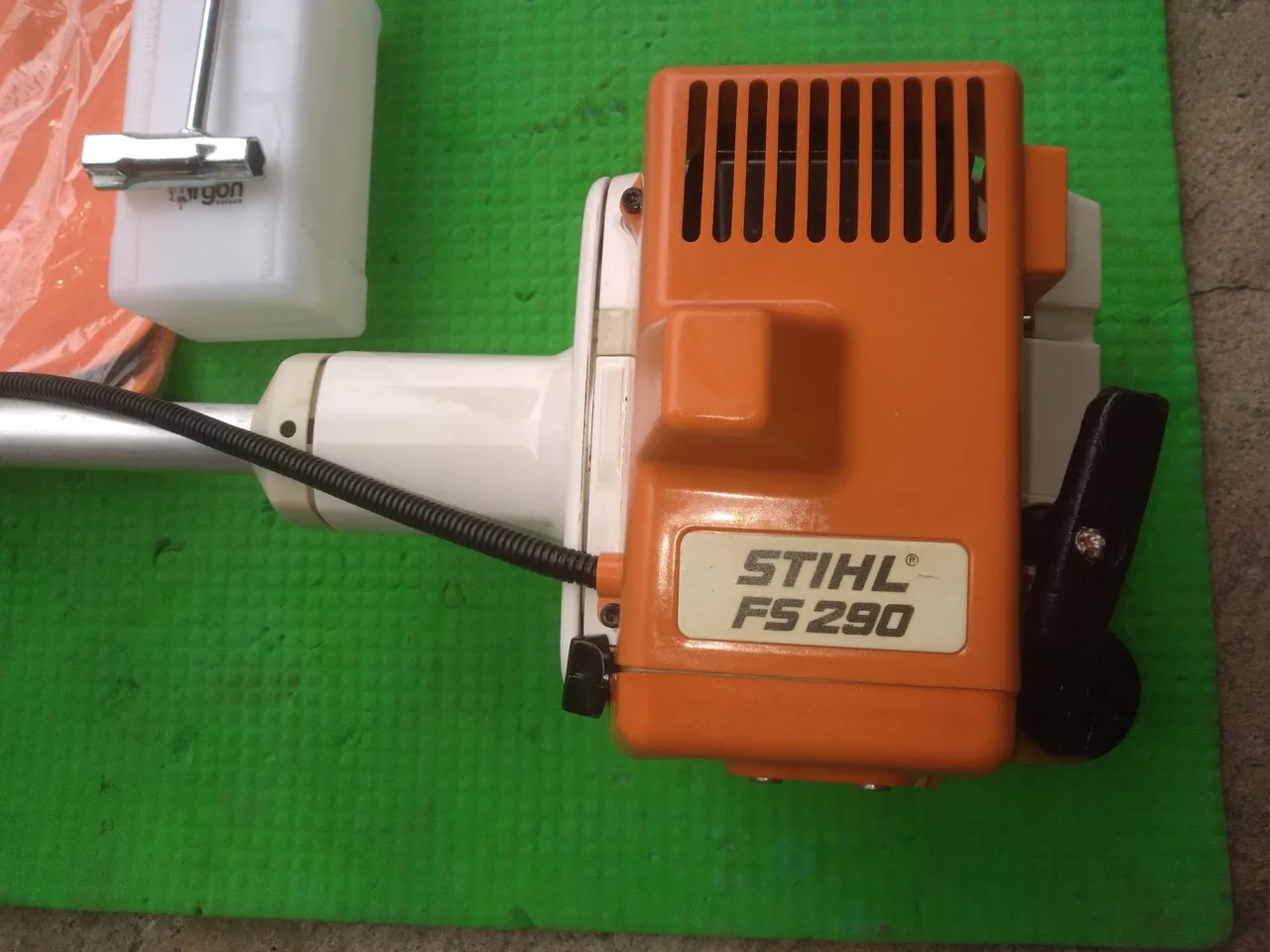 Roçadeira Stihl FS 290 (original).