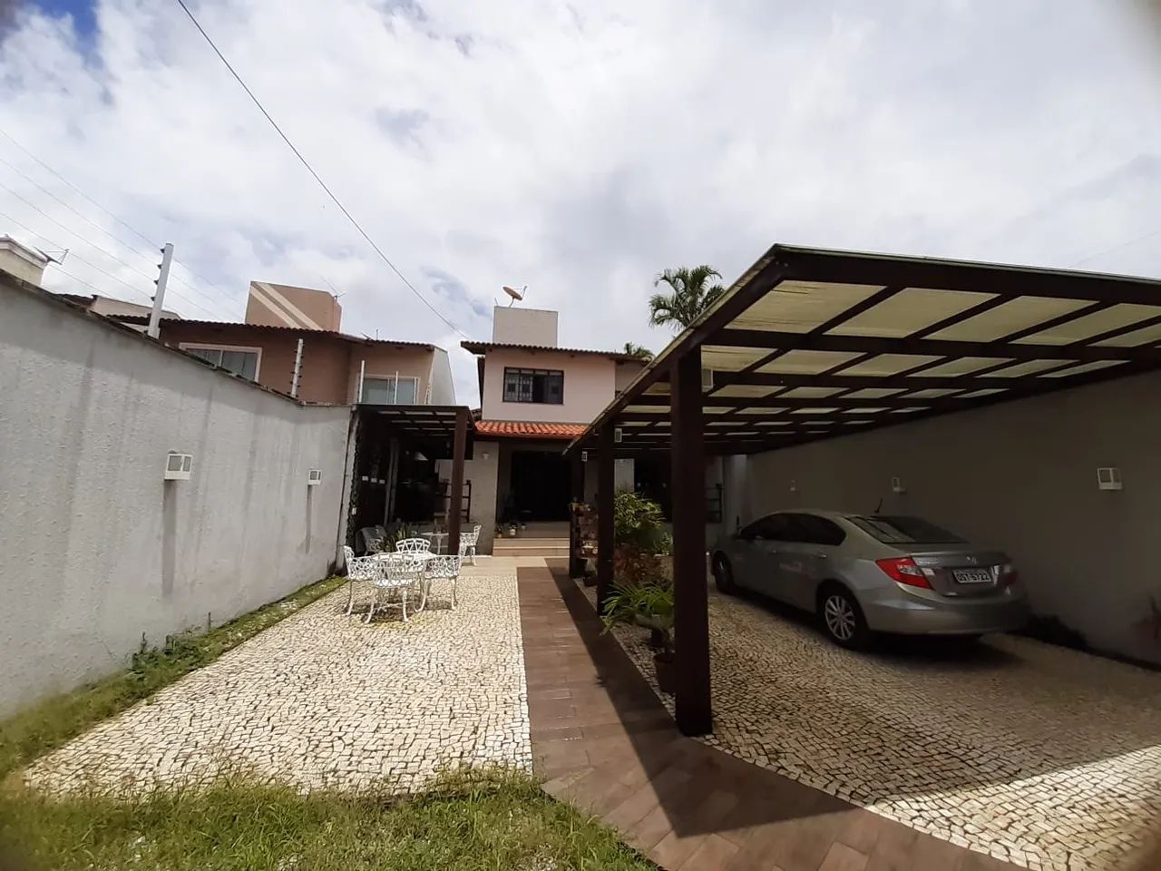 Várias Opções: Duplex 3 Suítes, DCE, 5 WCs, Armários, 4 Vagas, Nascente, Rua Privativa. Ba