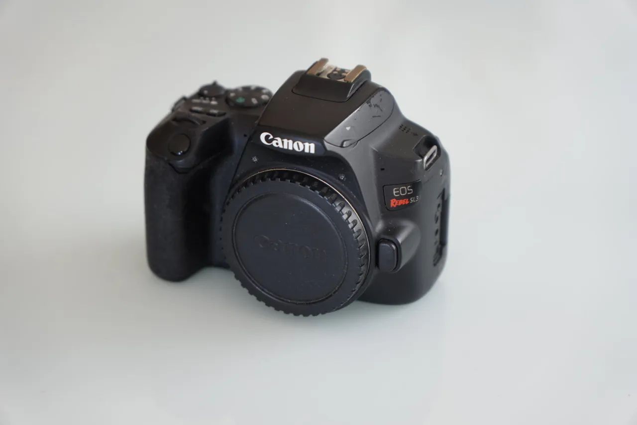 CANON SL3 + Kit de Lentes - Foto 2