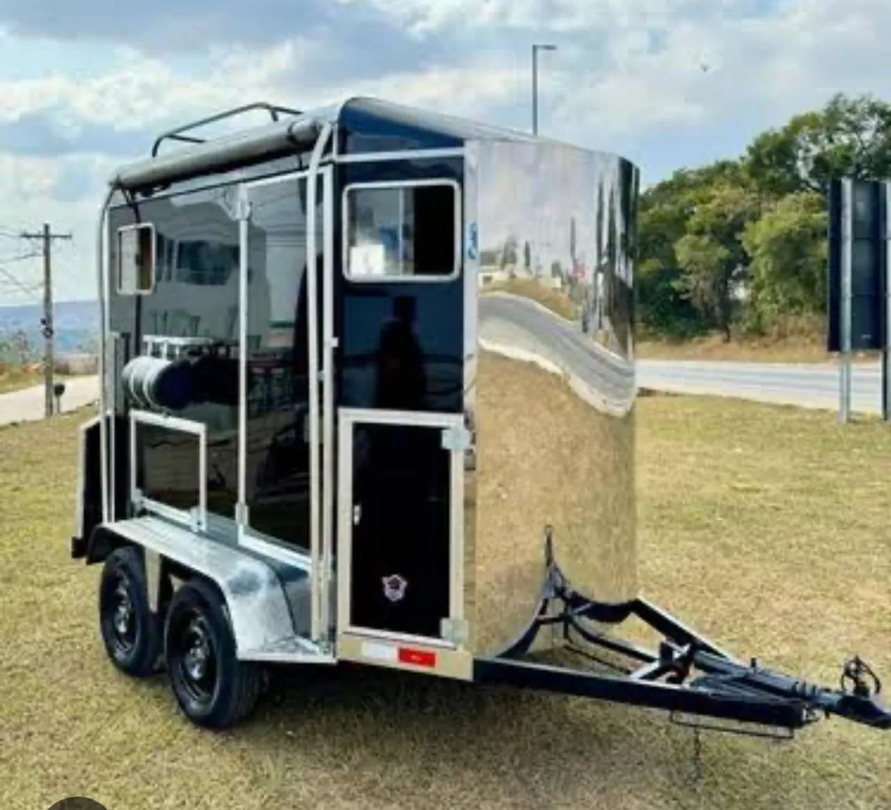 Reboque para dois cavalos 64167769050754122