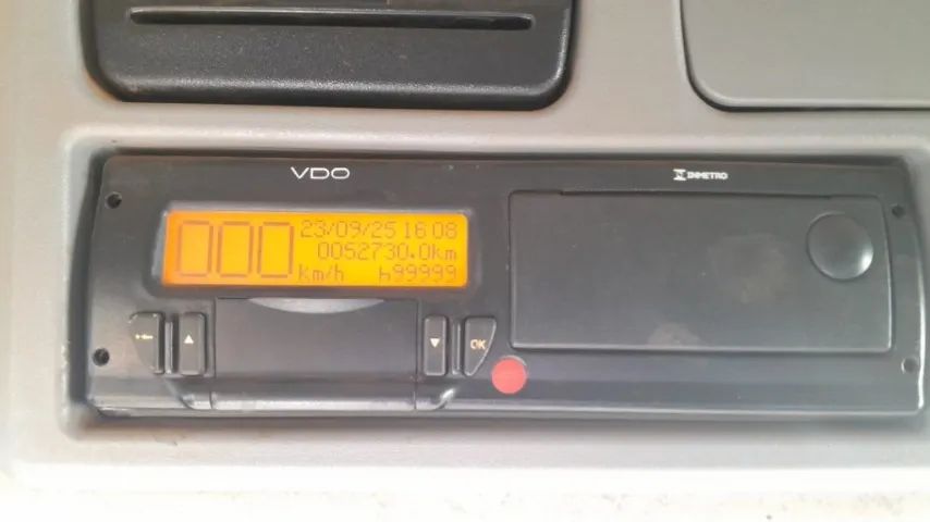 caminhão autônomo MB 3131 8x4 c/ pneu alta flutuação + transbordo santa izabel de 21 ton - Foto 11