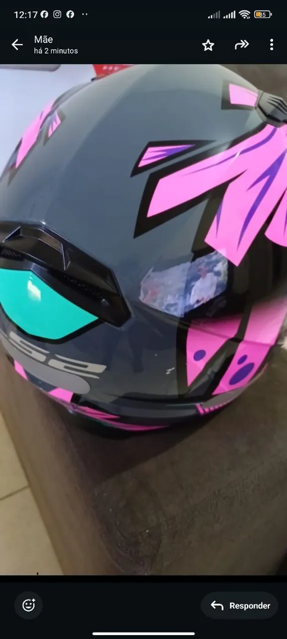 Capacete Feminino LS2 com Design Floral