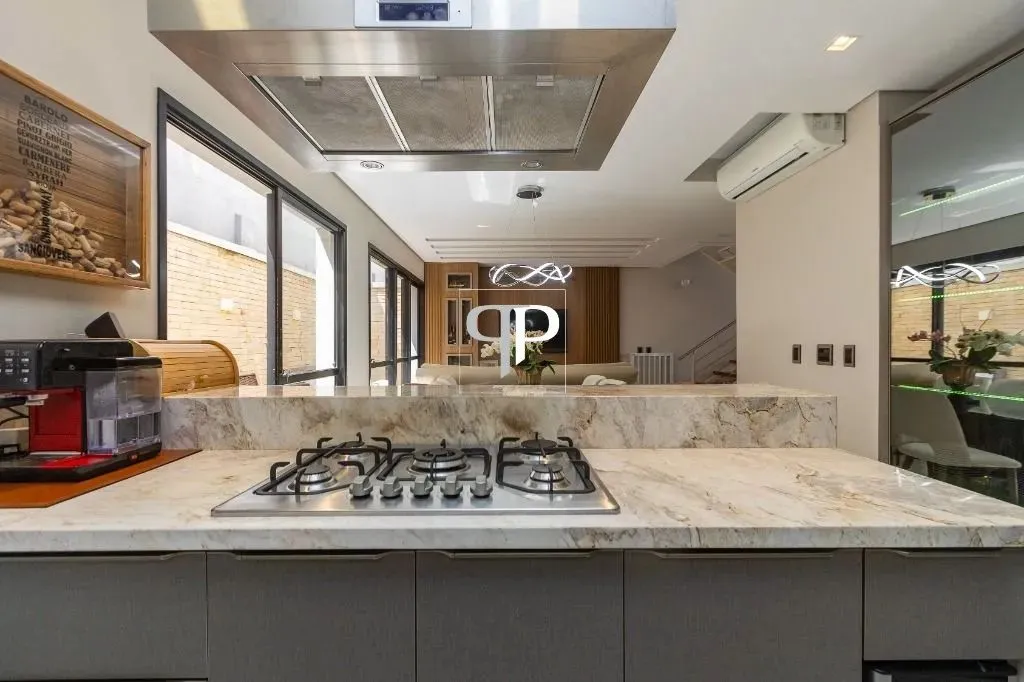 Casa com 3 dormitórios à venda, 266 m por R 1.899.000,00 - Santo Inácio - Curitiba PR