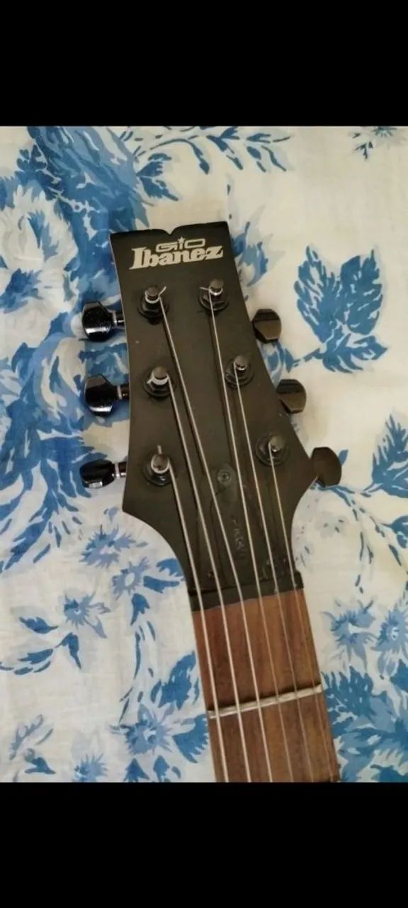 Ibanez Gio Guitar64290469882627123