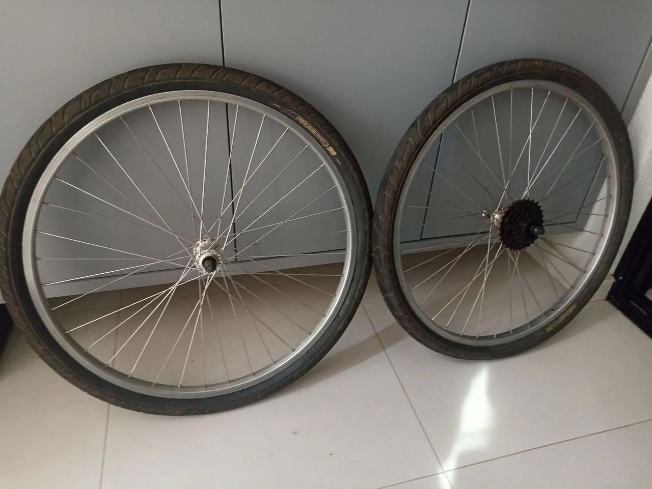 Roda de bicicleta aro 26 - Foto 3