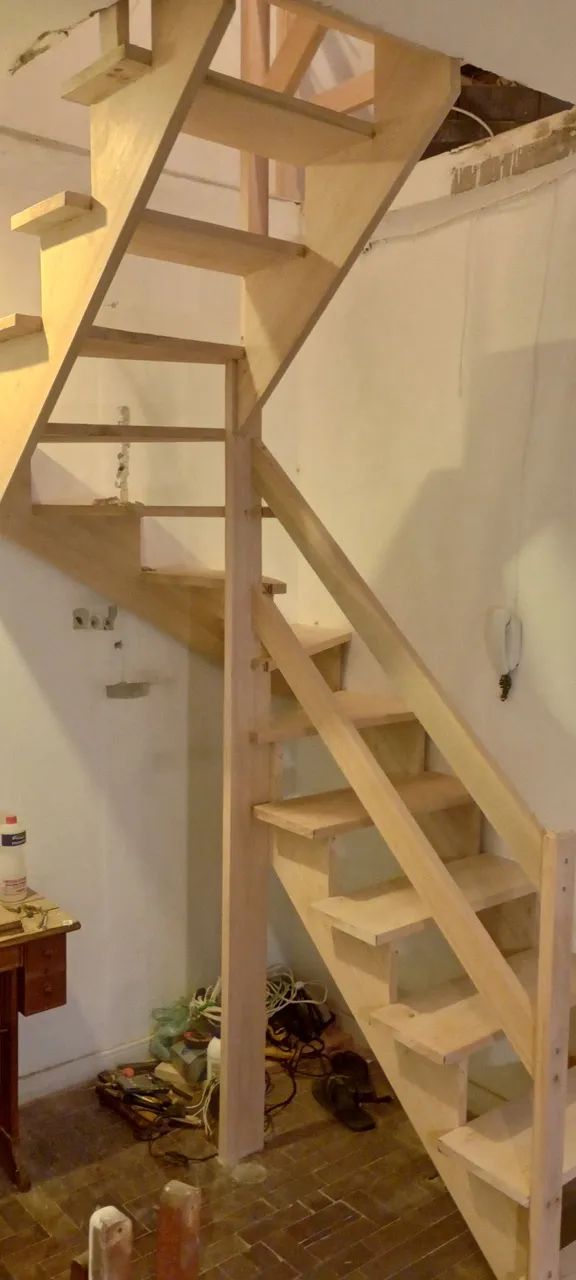 Escadas de madeiras  - Foto 6