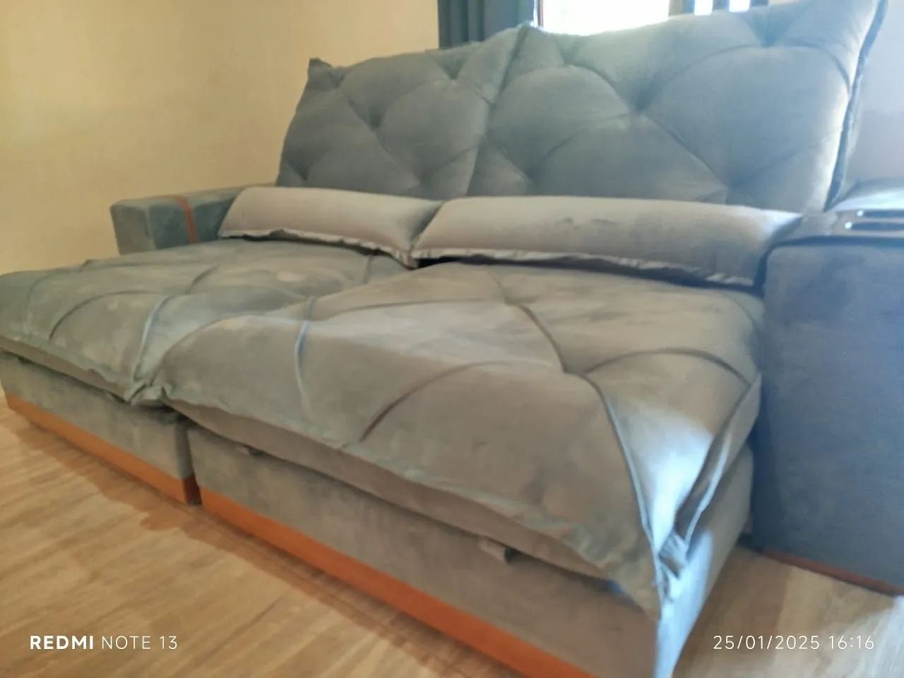 Sofá Retrátil de luxo 2,50 - Conforto e Estilo - Foto 2