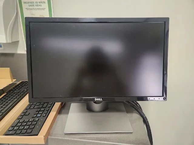 Computador DELL 5i com acessórios  Windows - Foto 2