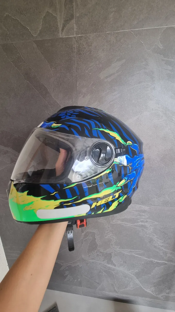 Capacete Helt