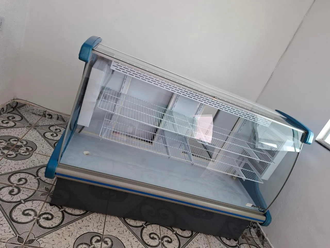Geladeira/Expositora Comercial