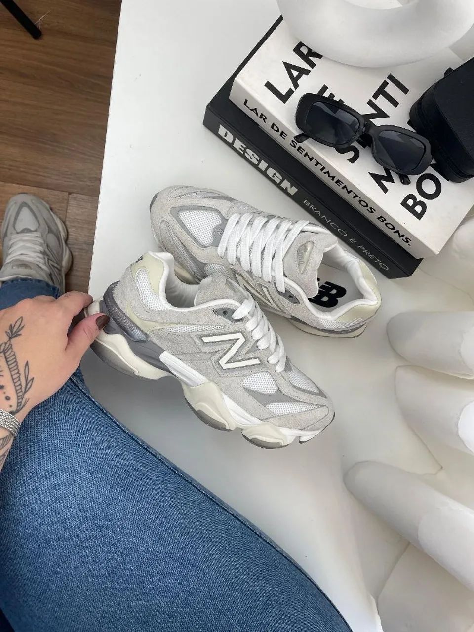 Tênis New Balance 9060 - Conforto e Estilo para seus Treinos - Foto 5