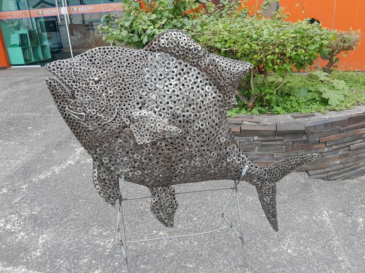 Pecas rústica Madeira e aço 