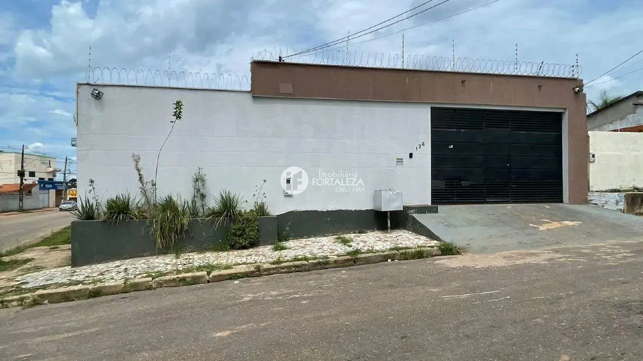Casa Residencial à venda, 3 quartos, 1 suíte, 3 vagas, Conjunto Adalberto Sena - Rio Branc