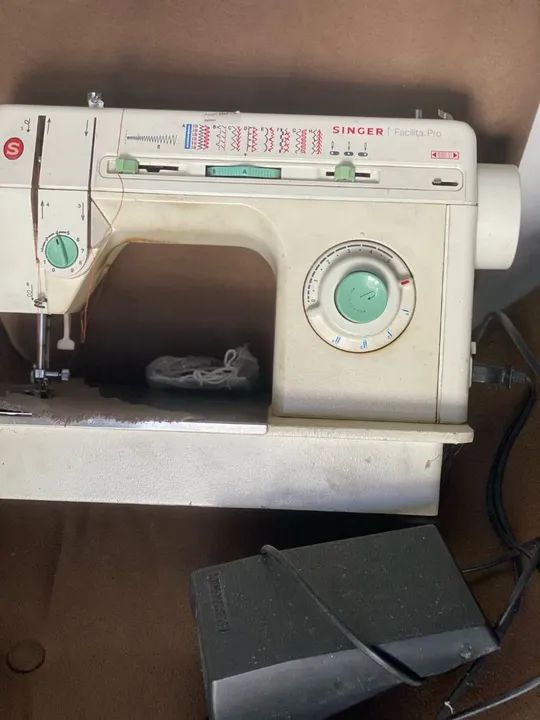 Máquina de Costura Singer Facilita Pro - Foto 2