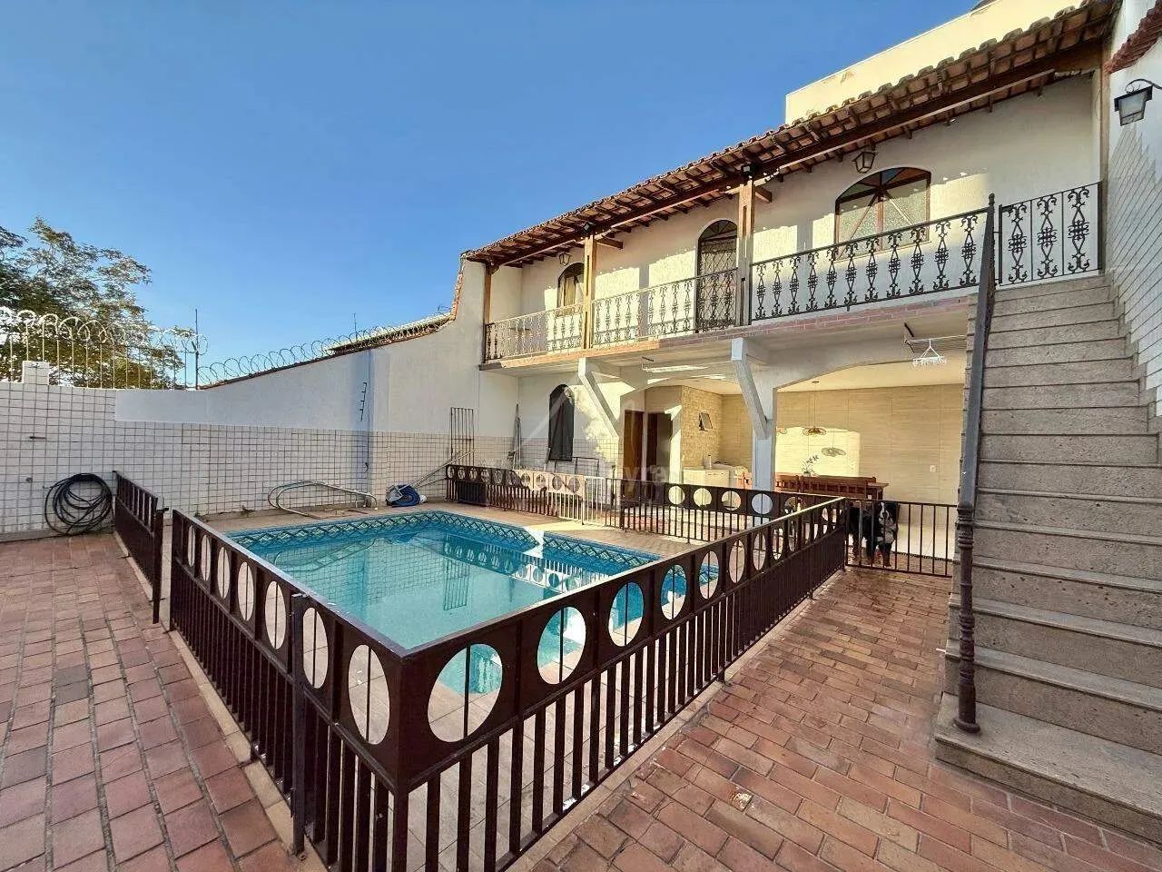 Casa com 6 quartos (3 suítes) no bairro Alto Barroca - Foto 4