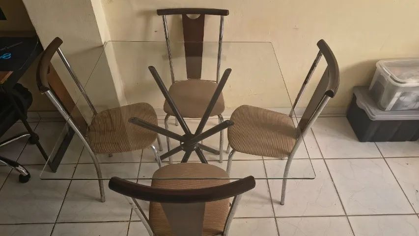 4 CADEIRAS DE JANTAR ESTOFADAS - Foto 3
