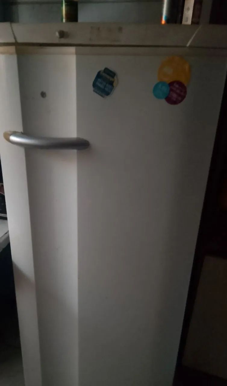 Vendo geladeira usada
