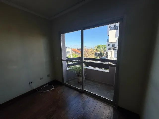 Apartamento com 2 dormitórios e sacada no centro de Piracicaba - Foto 2