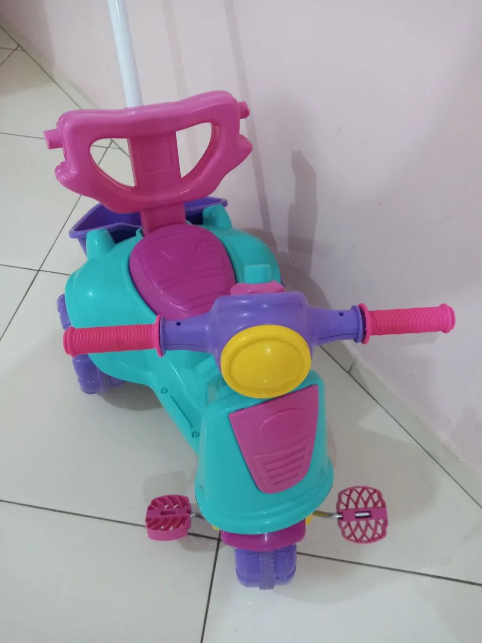 Triciclo Infantil Maral Avespa 2 em 1 Passeio<br><br><br><br> - Foto 3