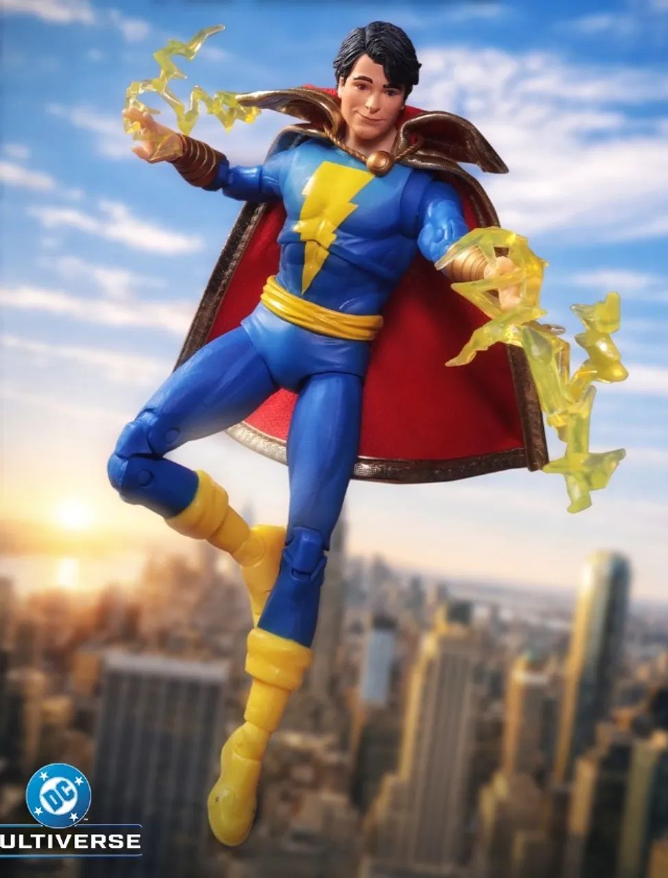 Shazam Freddy Freeman Mcfarlane Toys DC - Lacrado - Foto 4