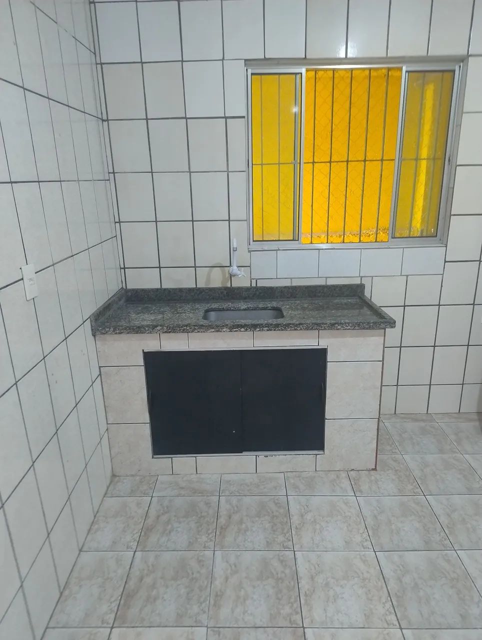 Aluguel dois cômodos com banheiro  - Foto 5
