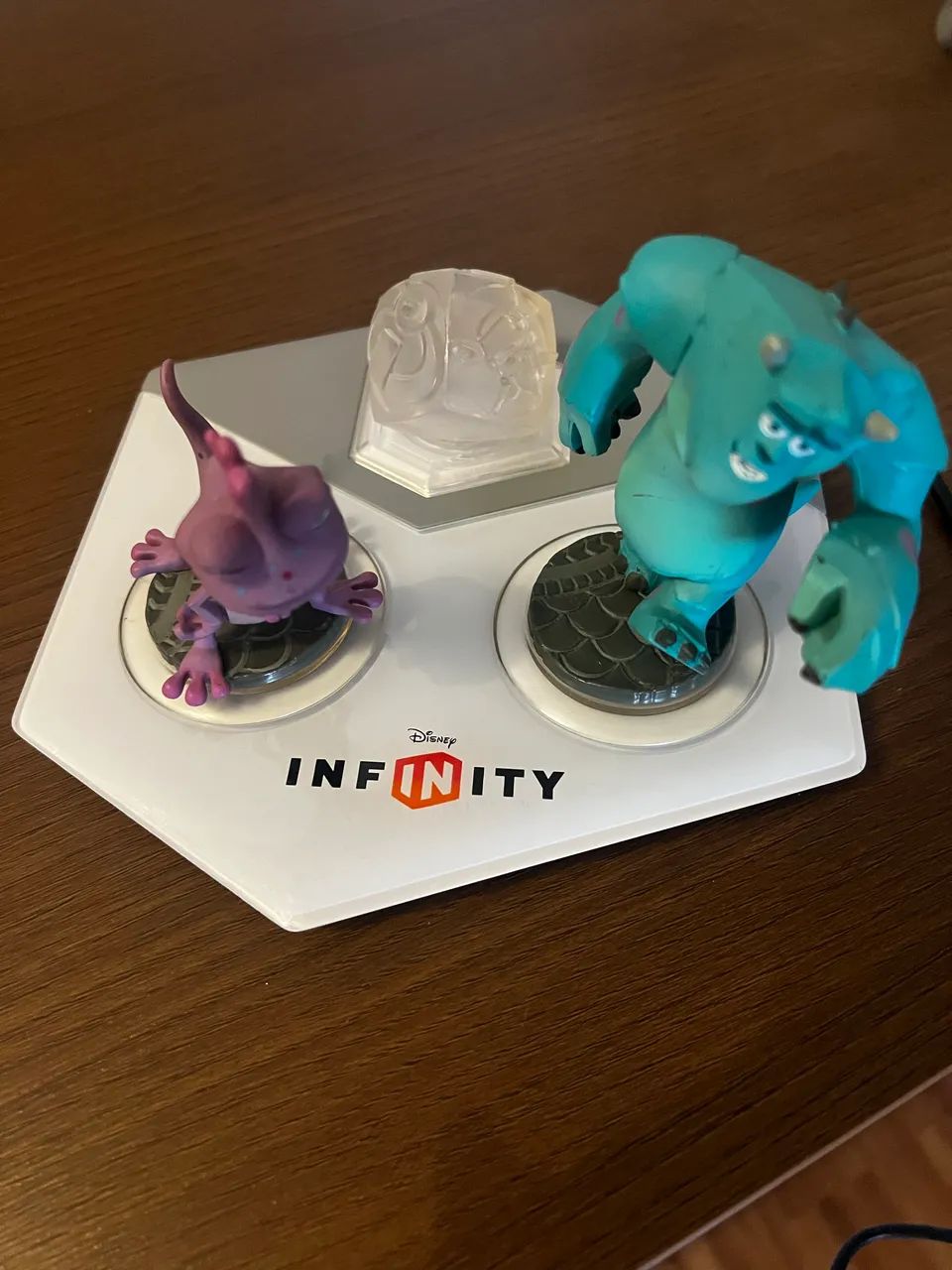 Kit Disney Infinity Com 4 Bonecos E Base Original - Foto 2