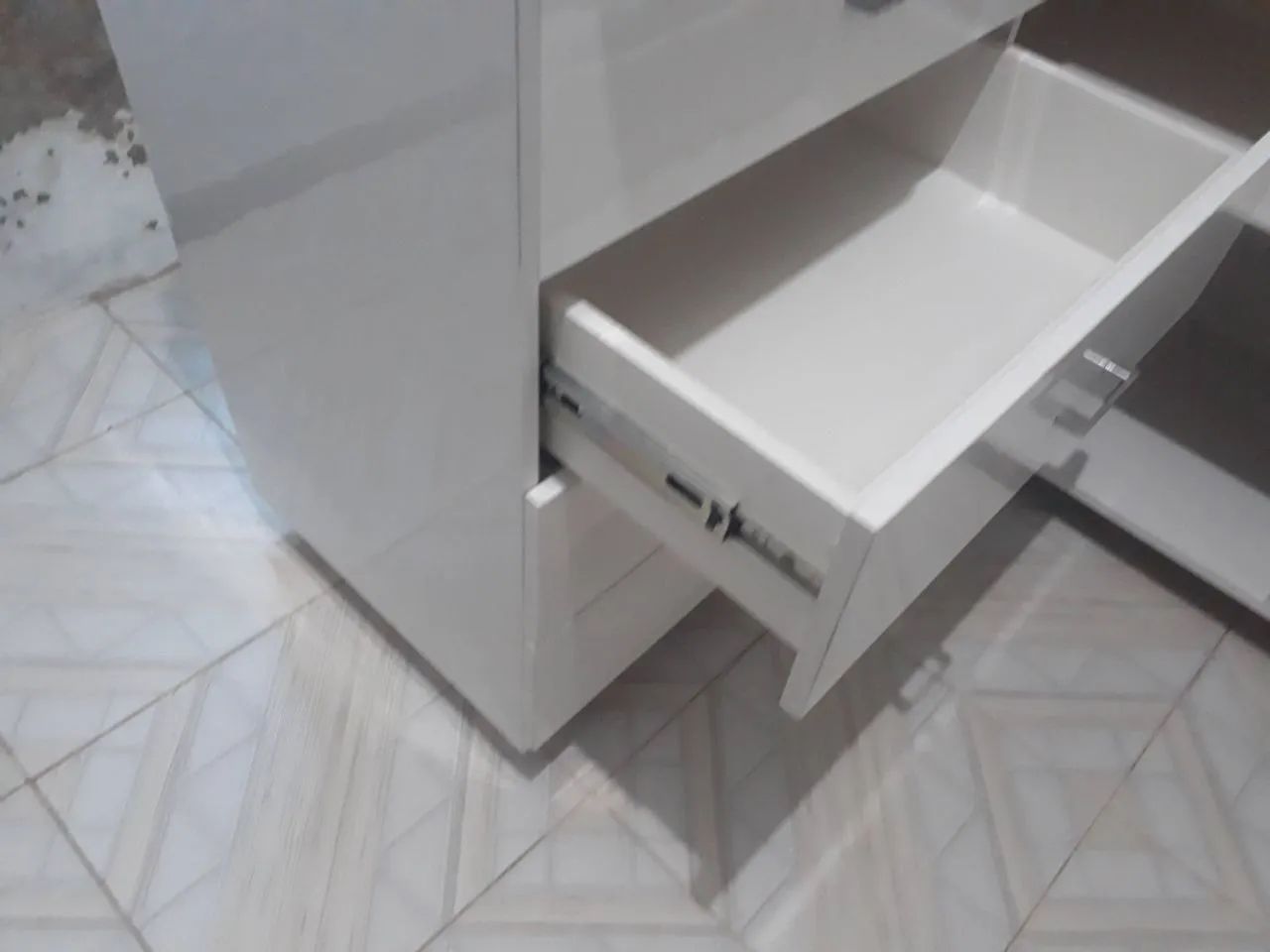 Balcão pra loja com gaveta e prateleiras  - Foto 2