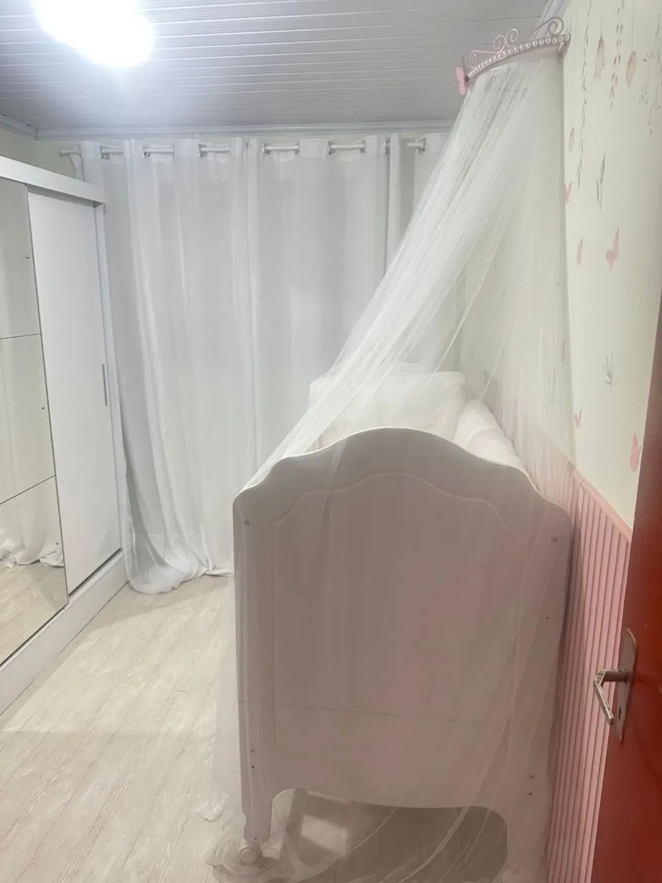 Vende se berço 