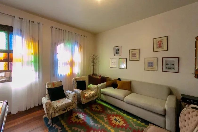 Casa à Venda - Alto Caiçaras, 5 Quartos, 300 m2