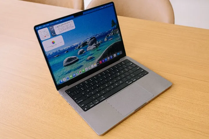 MacBook Pro M1 Pro 16/512GB 16