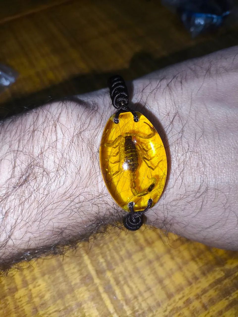 Pulseira escorpião amarela  - Foto 2