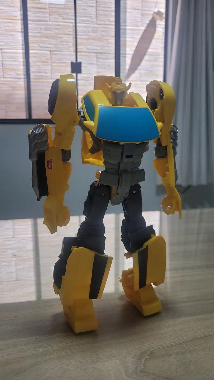 Transformers Generations Cyber Commander Series Bumblebee (Usado) - Foto 3