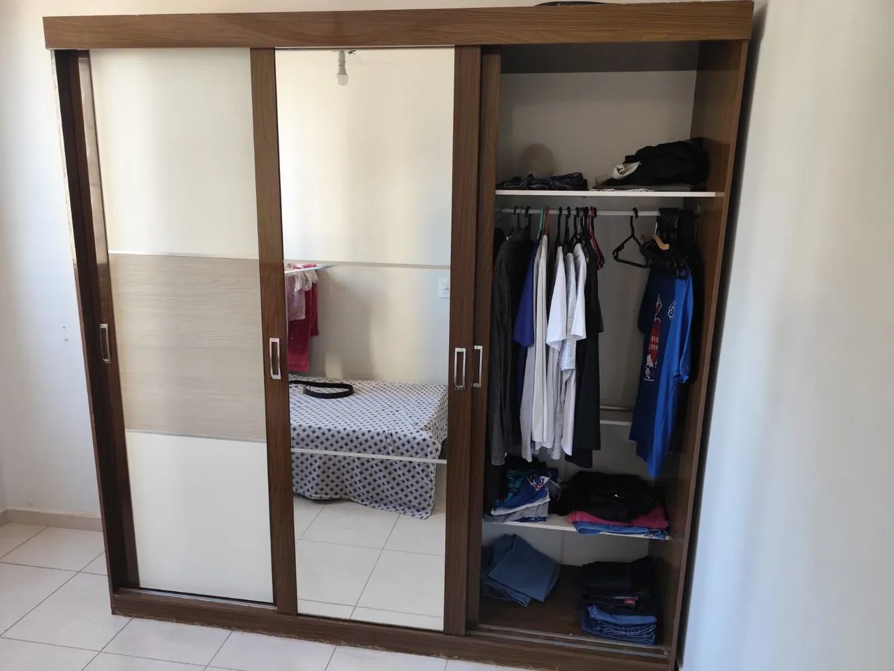 Guarda roupas - Foto 3