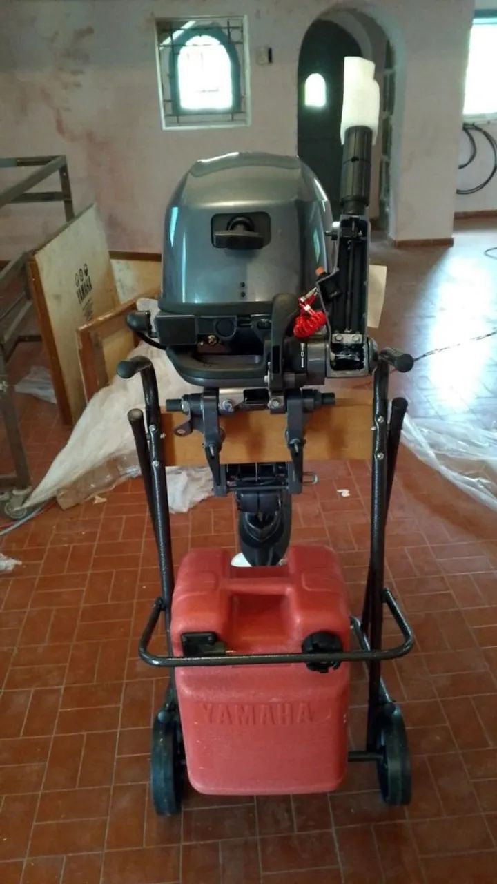 Vendo Motor Yamara 20 HP 4T Zerado. - Foto 2