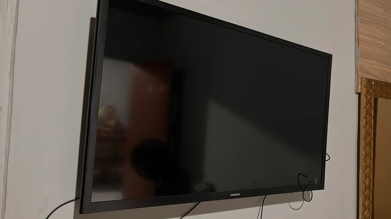 Vende-se televisão Samsung 32 Polegadas