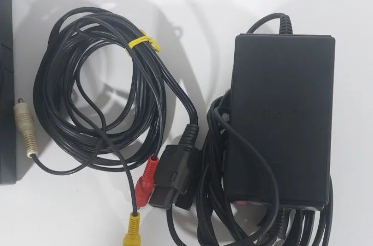 Nintendo GameCube - Leitor 100%, controle e cabos - Foto 5
