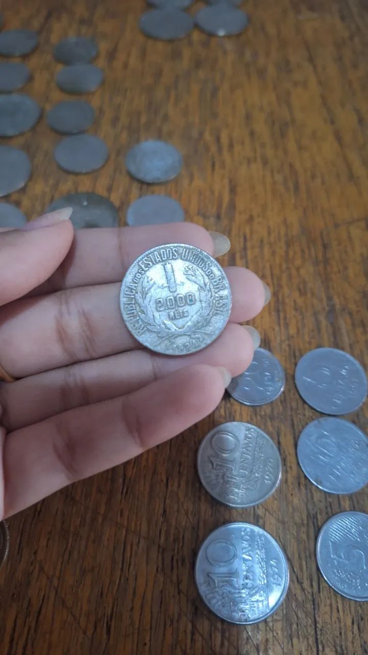 Vendo moedas antigas de colecionador  - Foto 3
