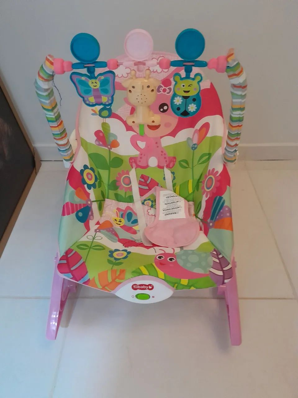 Cadeirinha de balanço musical - Foto 3