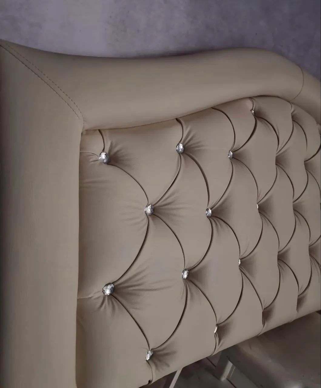 Cabeceiras estofadas (fabricação própria). Transforme seu quarto ? - Foto 2