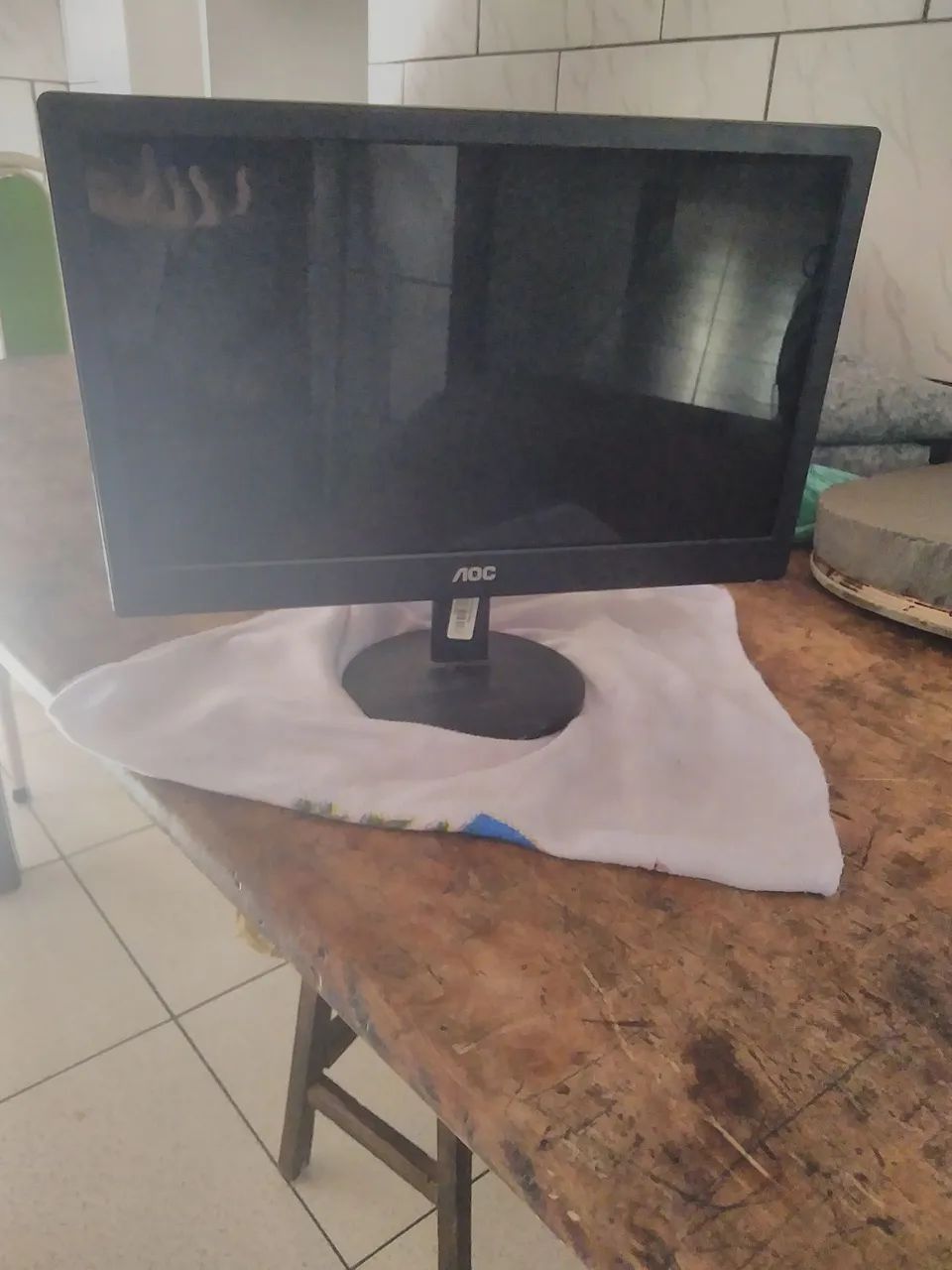 Monitor semi-novo 