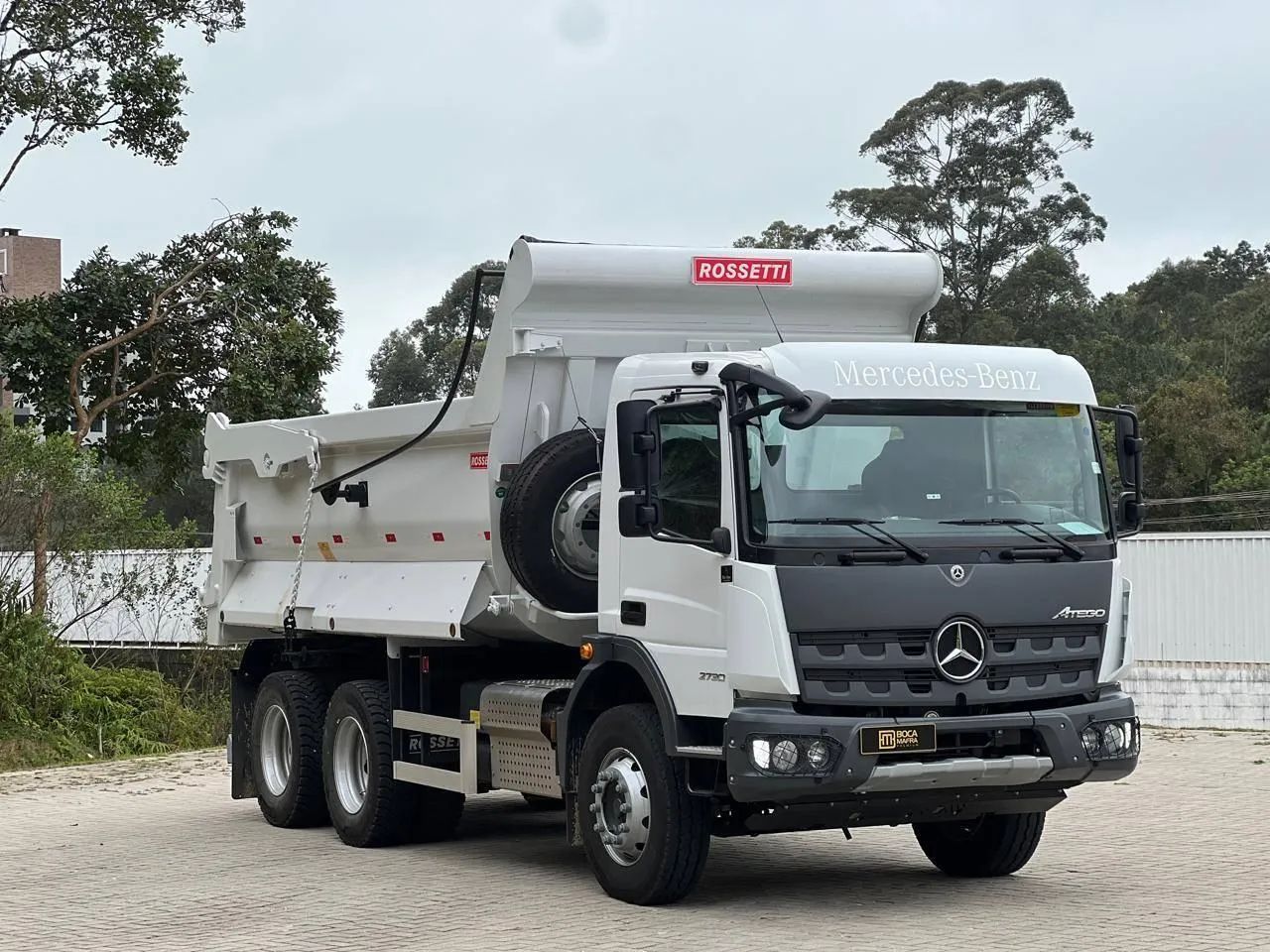 ATEGO 2730 6X4 CABINE ESTENDIDA BRANCA 2024/2025 - Foto 2