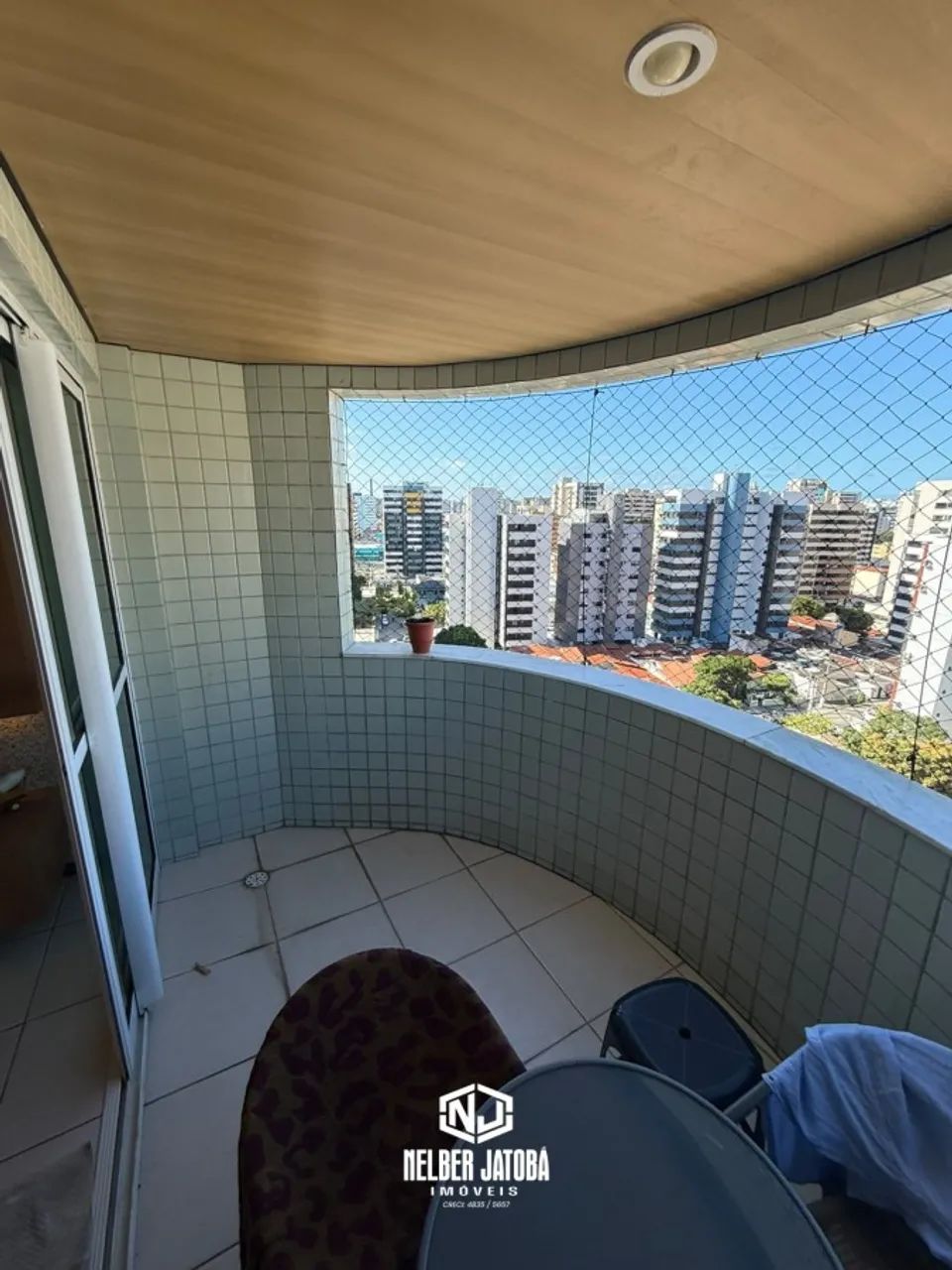 Apartamento mobiliado em Ponta Verde com vista mar e 4 quartos - Foto 4