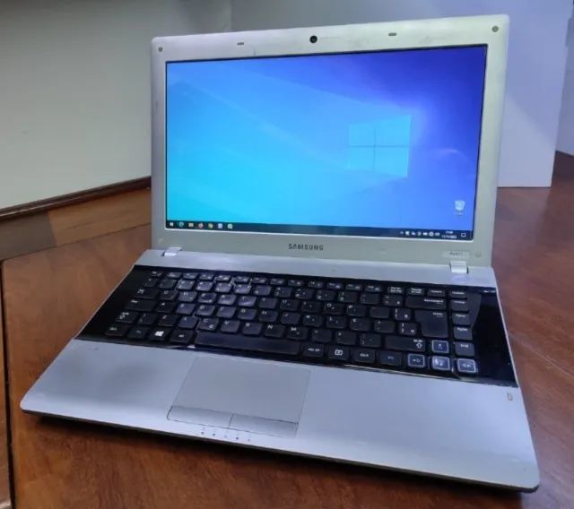 Notebook Baratinho Lindo perfeito estado aceito trocas com volta