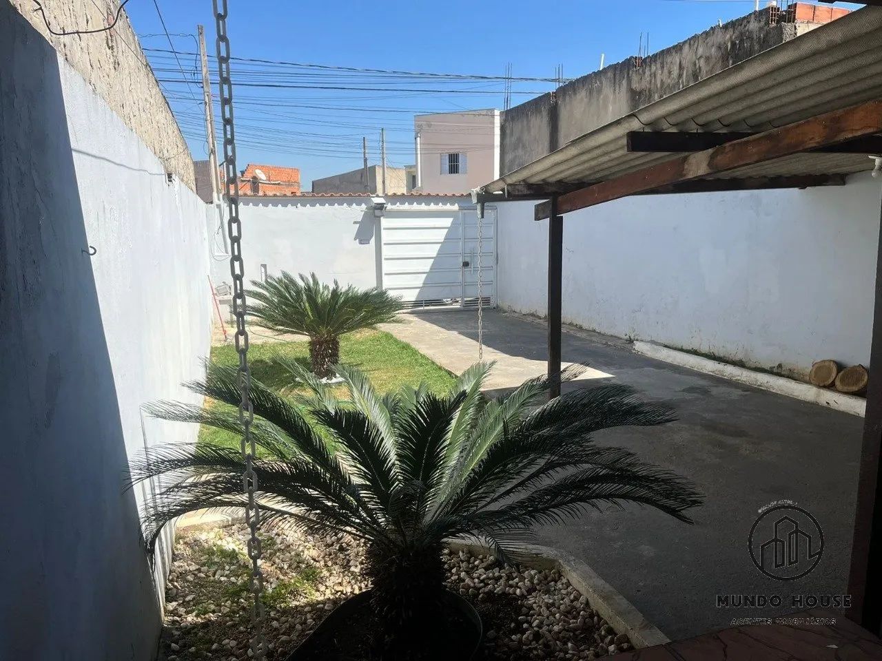 SOBRADO NO SANTA CATARINA