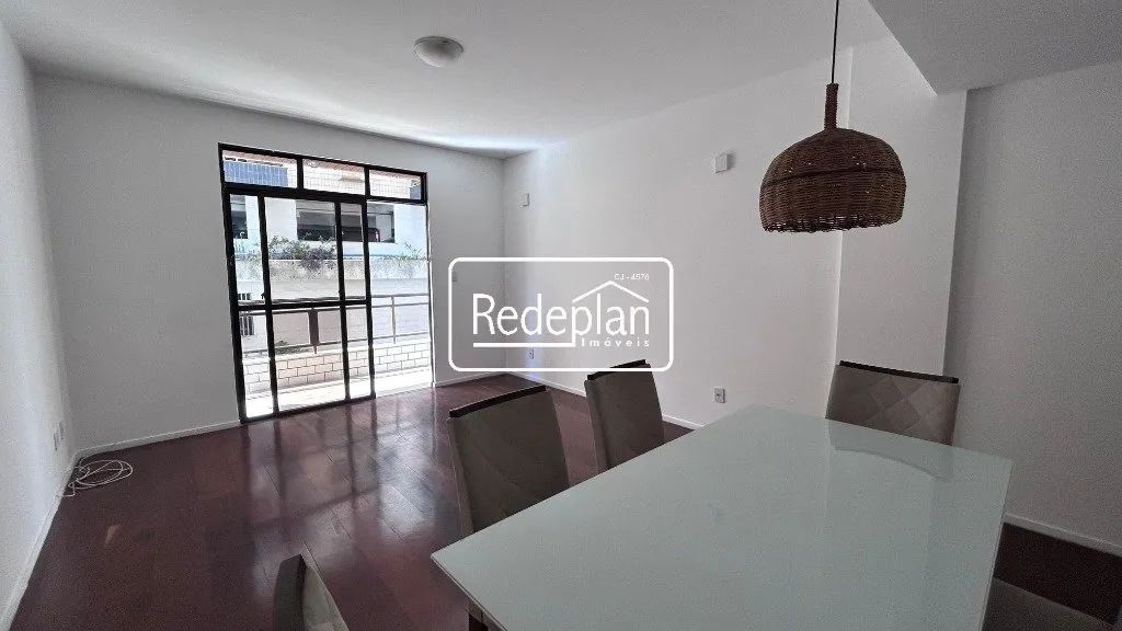 Apartamento à Venda no Edifício Augustus - Centro/BM
