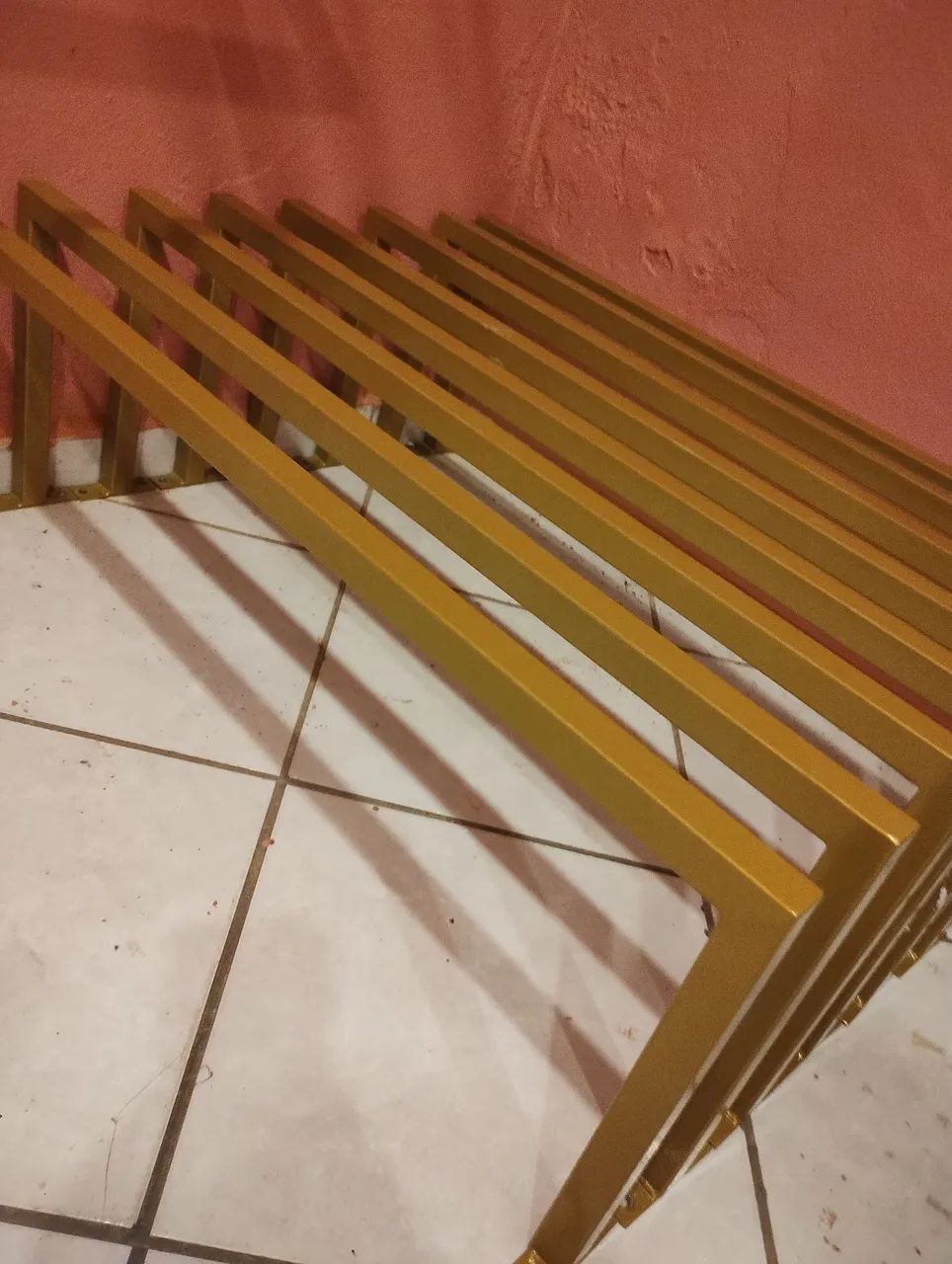 Araras Eletrostática para Loja de Roupas