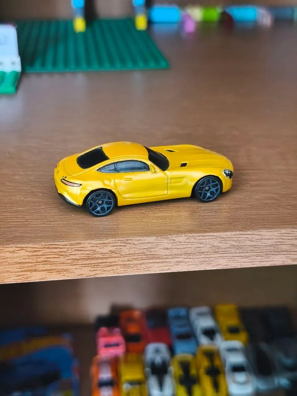 Lote Hotwheels amarelo  - Foto 5